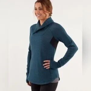 Women's Teal Sweater